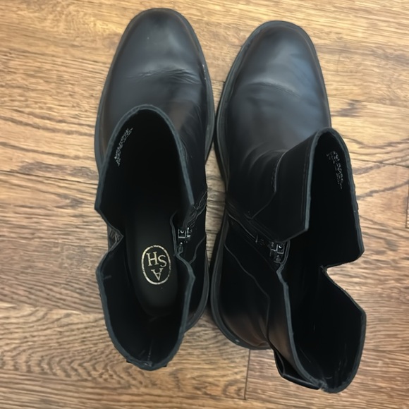 ASH brand, Melrose Lug Sole black leather booty - Picture 4 of 9